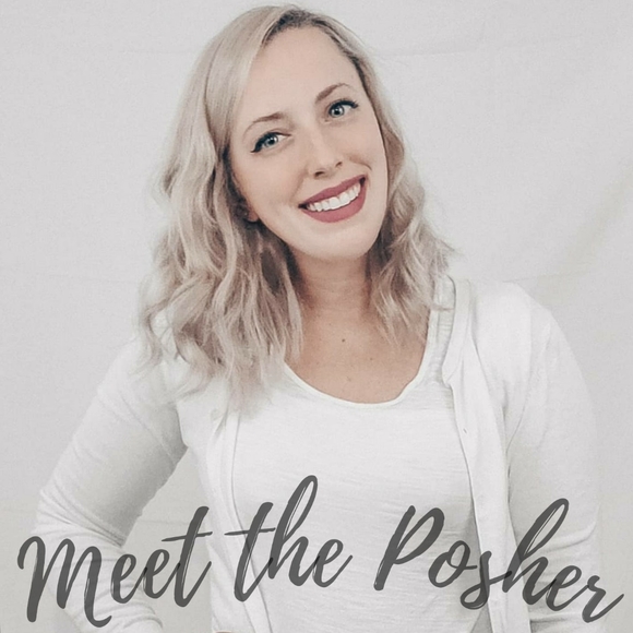 Hello, Like this post to bookmark my closet ♡